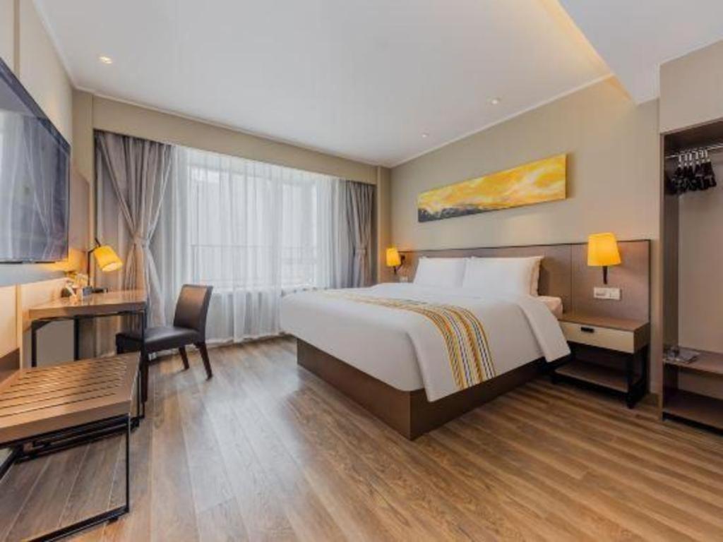 Home Inn Plus Shanghai New International Expo Center Yushan Road Yuanshen Sports Kültér fotó
