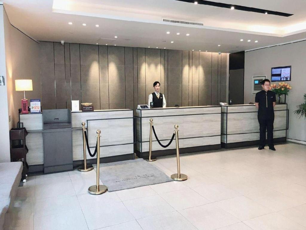 Home Inn Plus Shanghai New International Expo Center Yushan Road Yuanshen Sports Kültér fotó